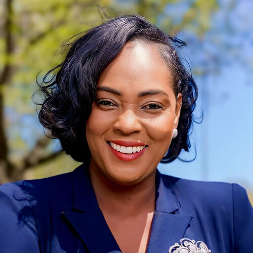 Headshot of Nadine Grigsby